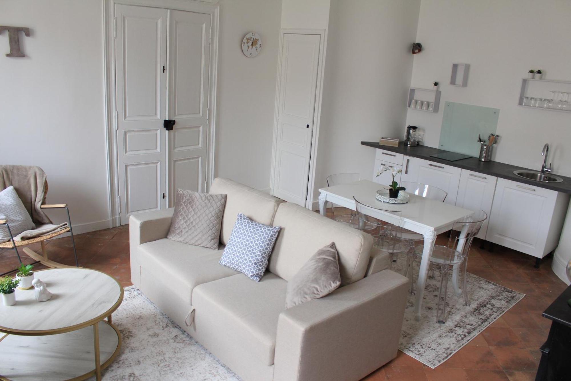 Chic Andreossy-Cosy-Authentique-Wi-Fi-Velo Apartment Castelnaudary Bagian luar foto